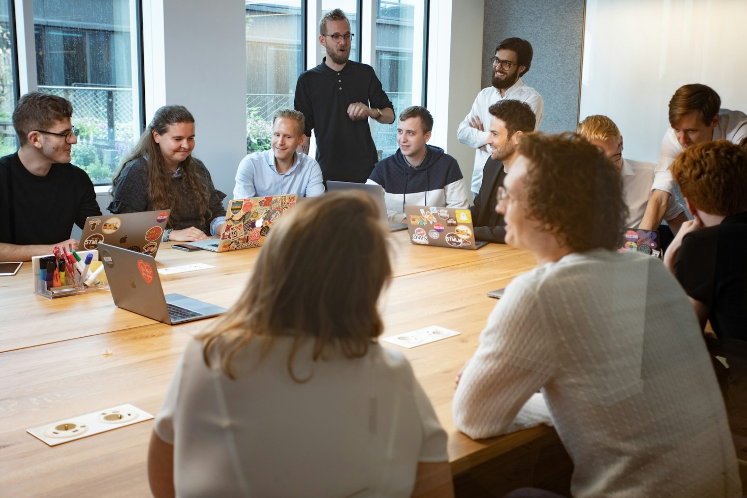 Mastering the Reselling Ecosystem Using Smart Data Tools